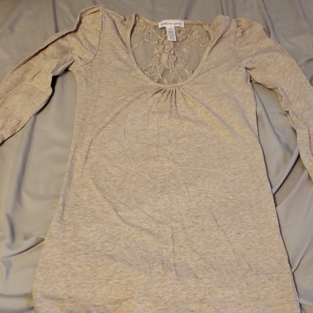Long sleeve shirt